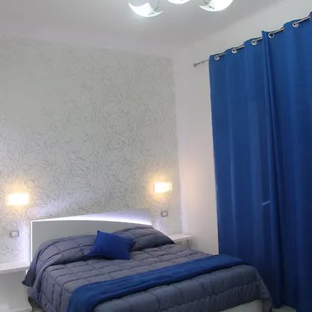 斯特拉戴安娜住宿加早餐旅馆