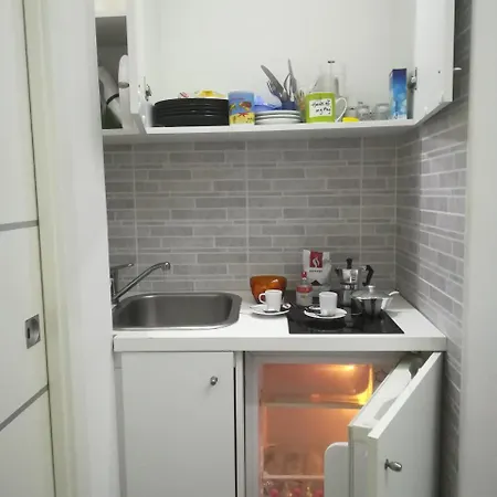 斯特拉戴安娜住宿加早餐旅馆 住宿加早餐酒店 那不勒斯