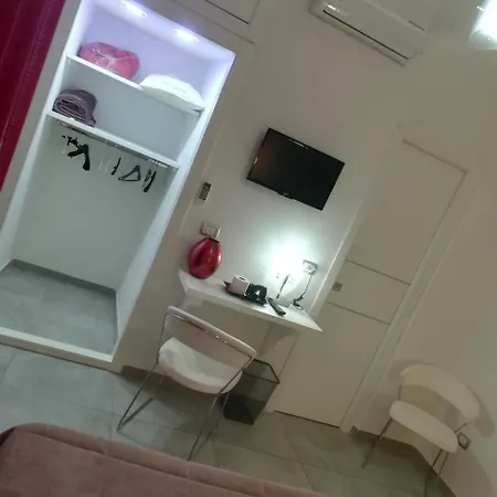 斯特拉戴安娜住宿加早餐旅馆 住宿加早餐酒店